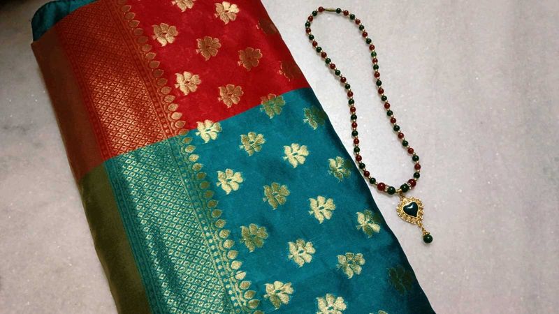 Elegant Ethnic Saree With Freebie Necklace.
