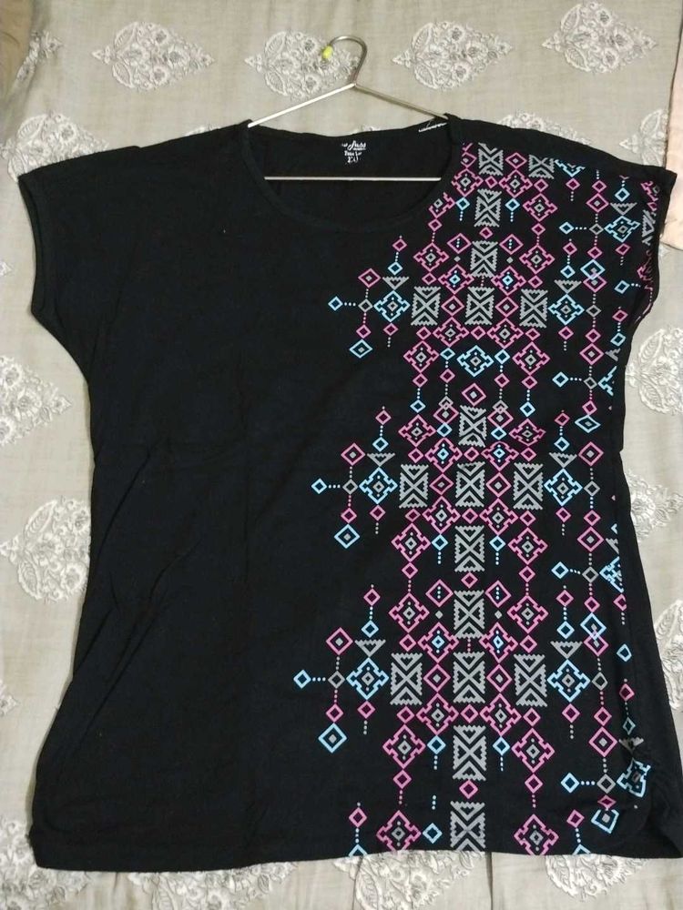 Black Graphic Print T-Shirt
