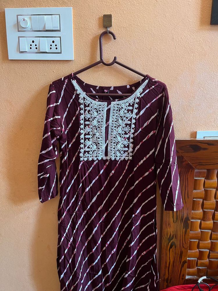 Striped Maroon &amp; White Kurta