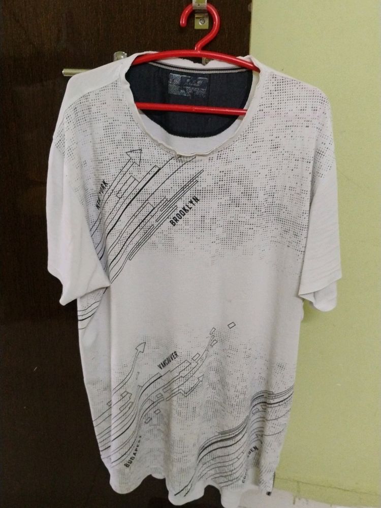 Soft Matrial T Shirt 44&#34; Size
