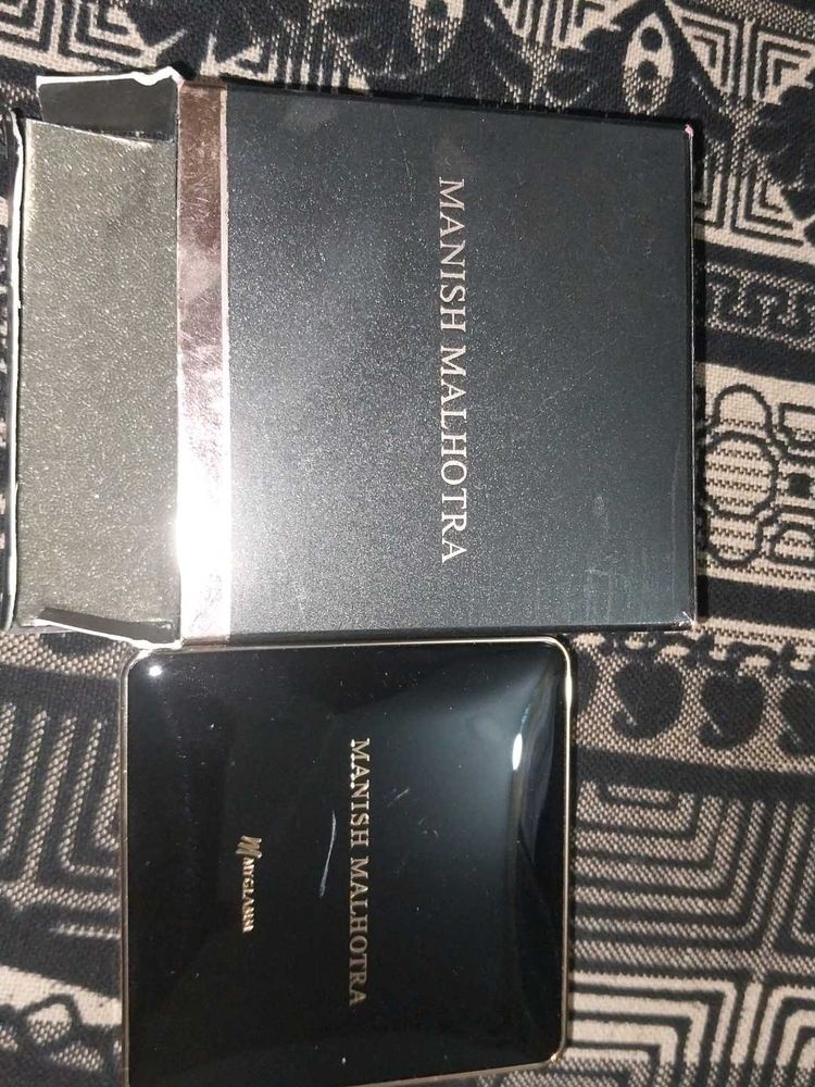 Manish Malhotra Compact