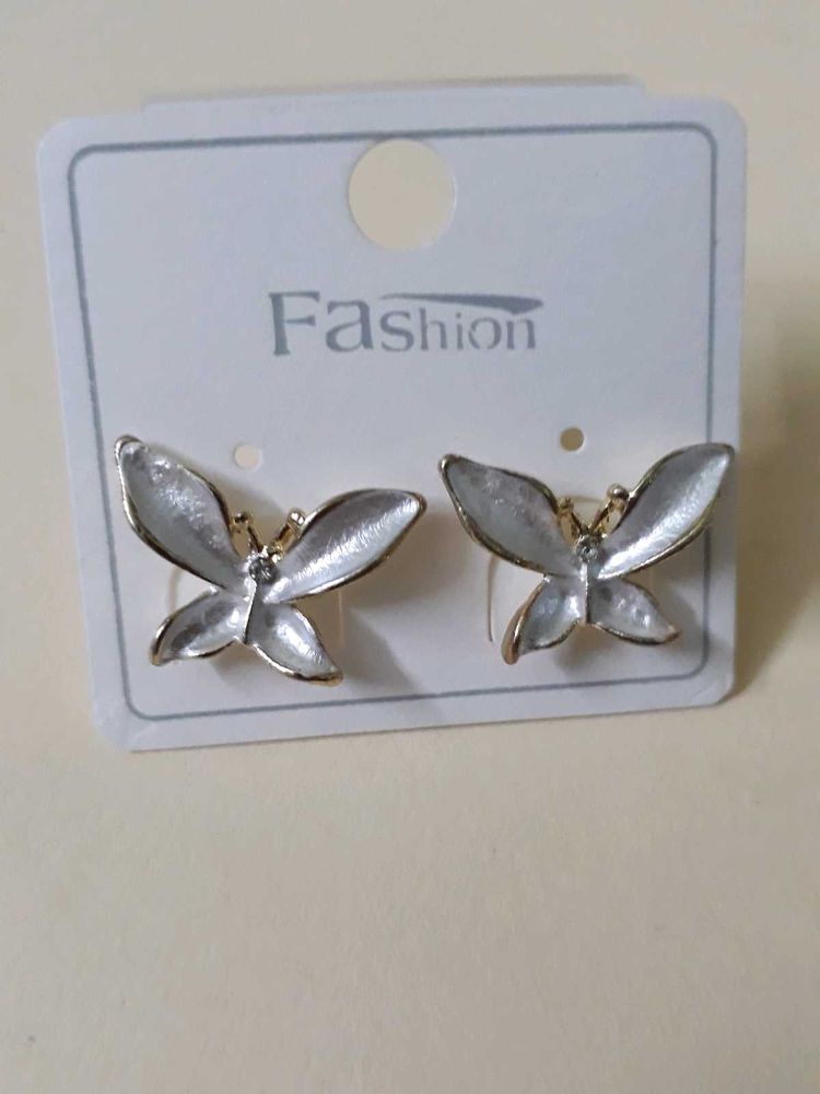 Must have Earrings- Brand New