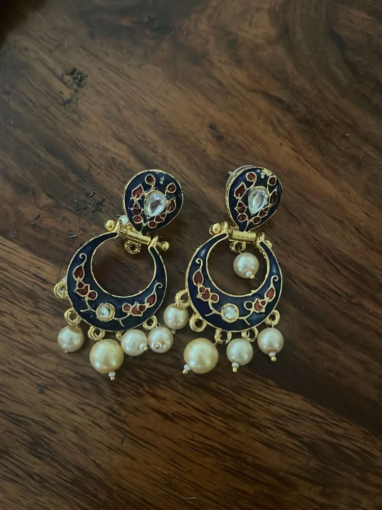 Elegant Blue &amp; Pearl Drop Earrings
