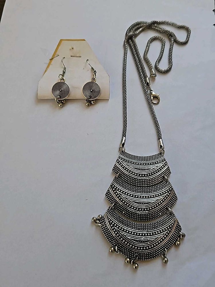 Long Neck chain