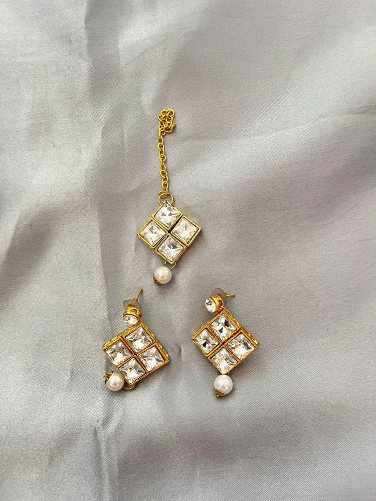 Earring With Tika