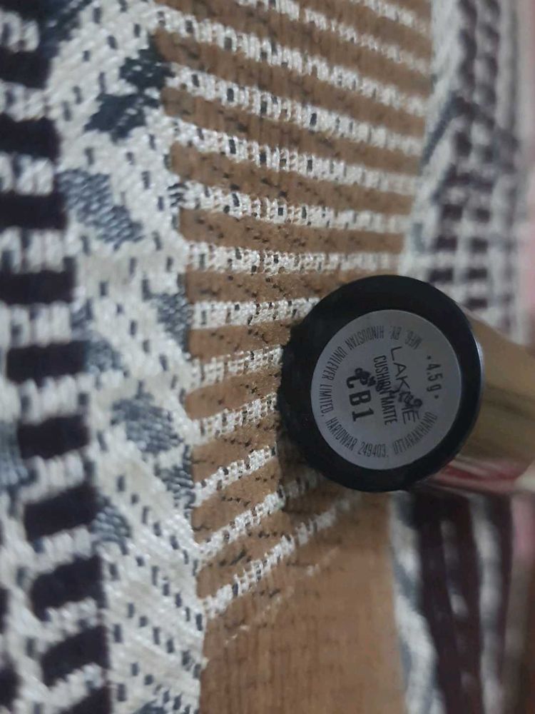 Lakme Cushion Matte Lipstick - CB1