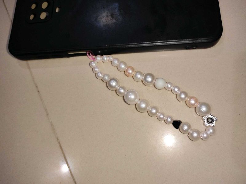 Pearl Phone Charm Strap