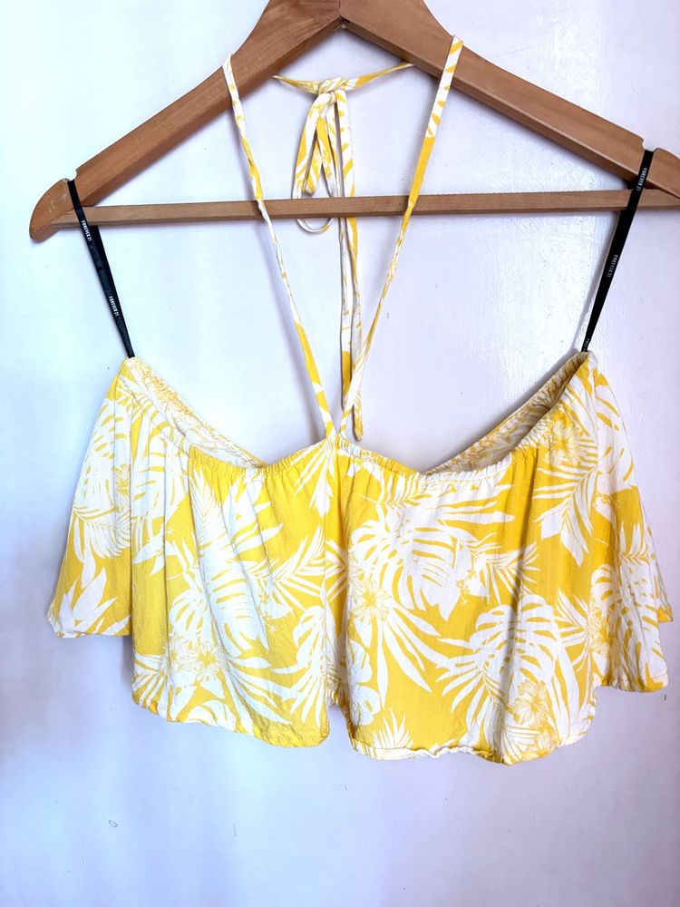 FOREVER 21 Beautiful Halter Top