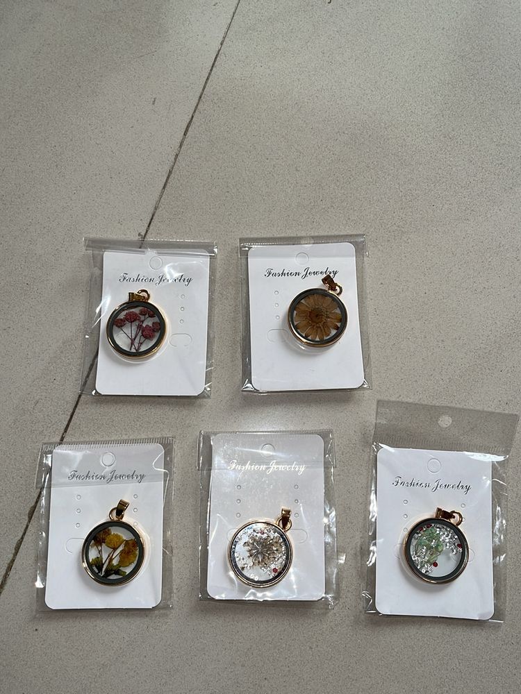 Flower Pendents