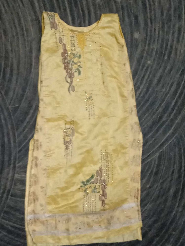 Elegant Ethnic Kurta Set