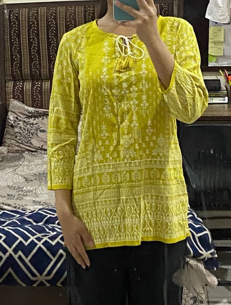 Short Kurti
