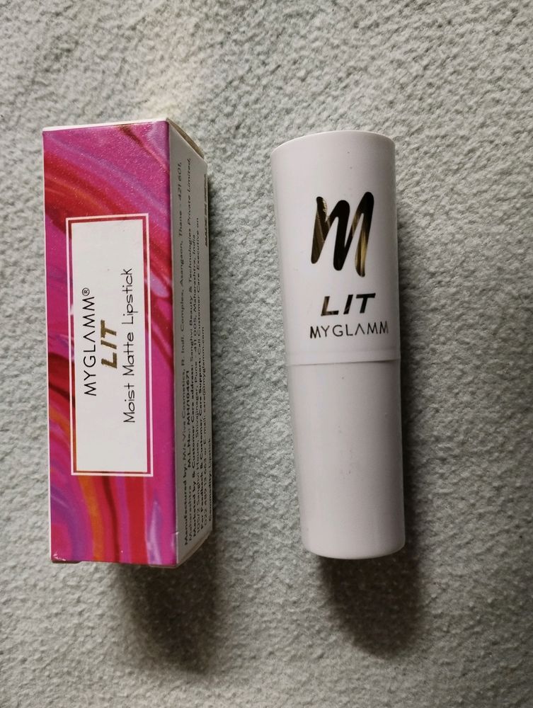 Myglamm Lipstick Shade Coral Darling