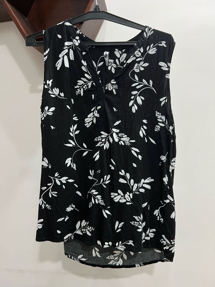 Floral Sleeveless Top