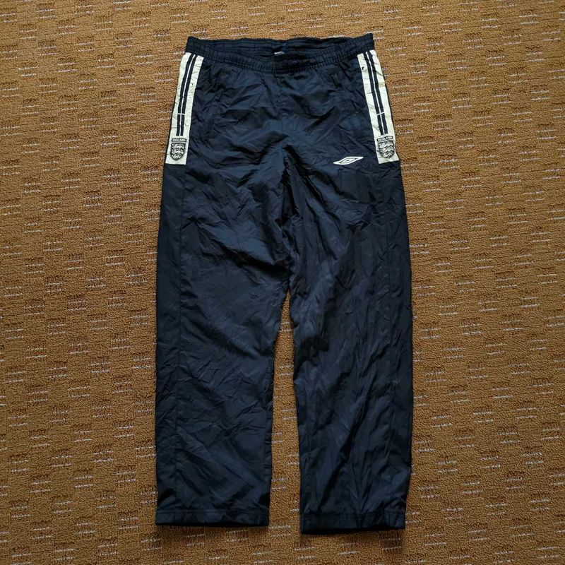UMBRO ENGLAND TRACKPANT BLACK