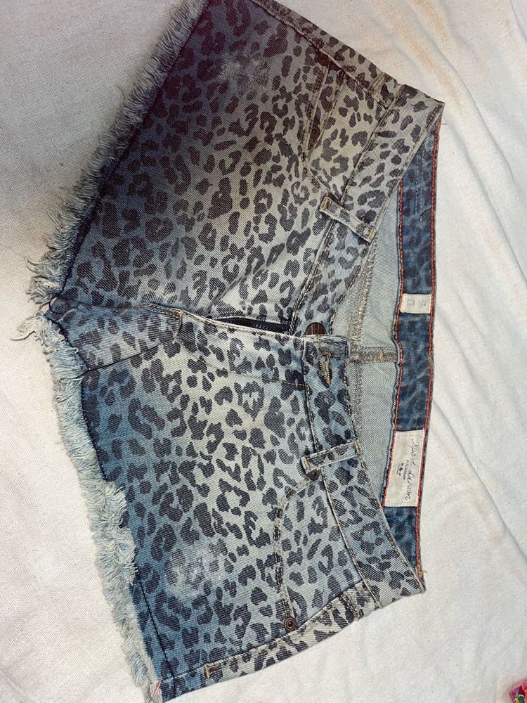 Y2K Leopard Print Shorts