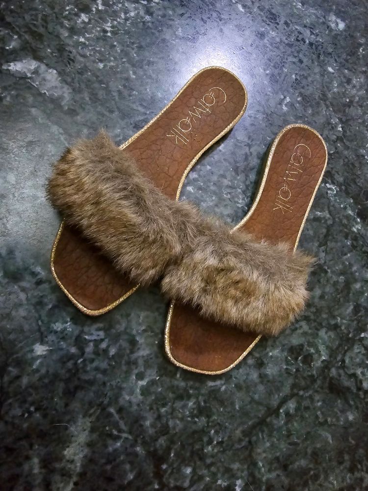 Catwalk Fur Flats