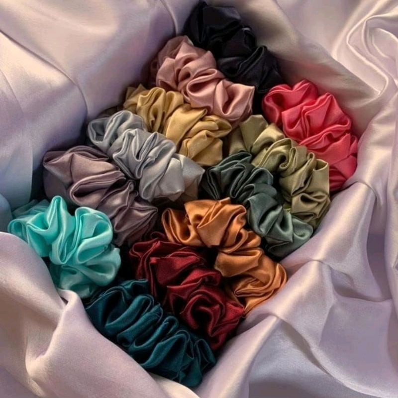 Scrunchies 😍❤️ In Stock