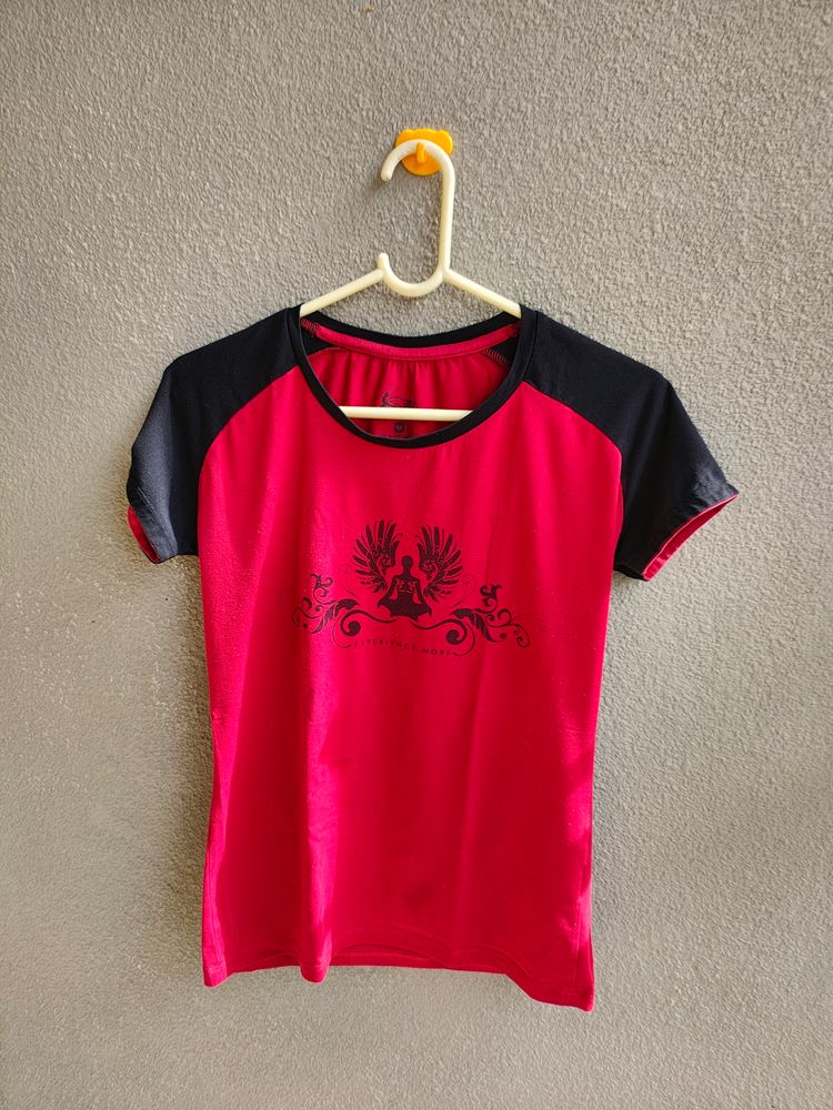 Round neck Red T-shirt