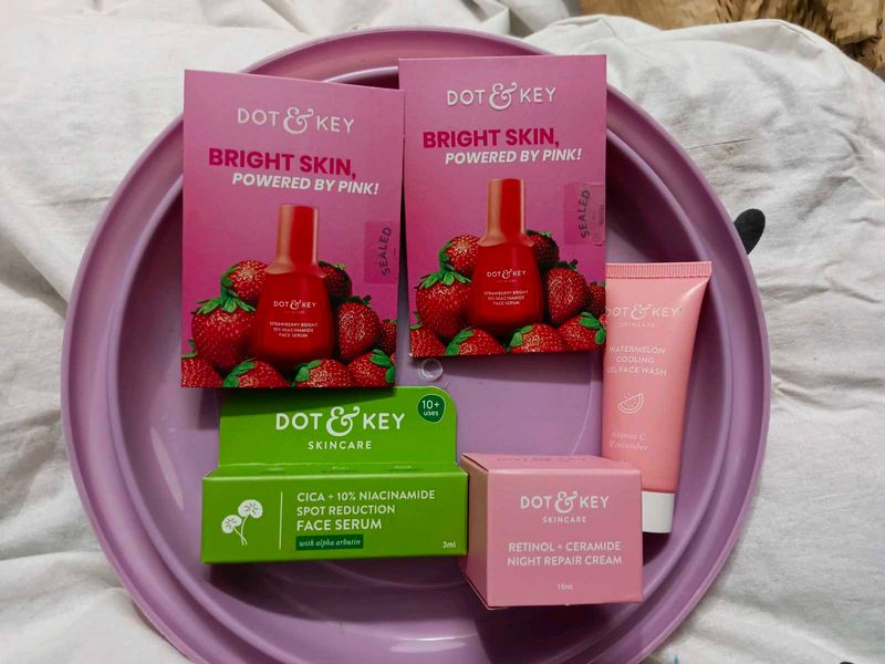 Dot &amp; Key Skincare Set