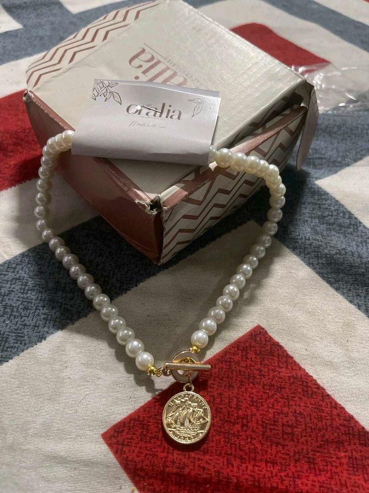 Y2k Pearl Necklace