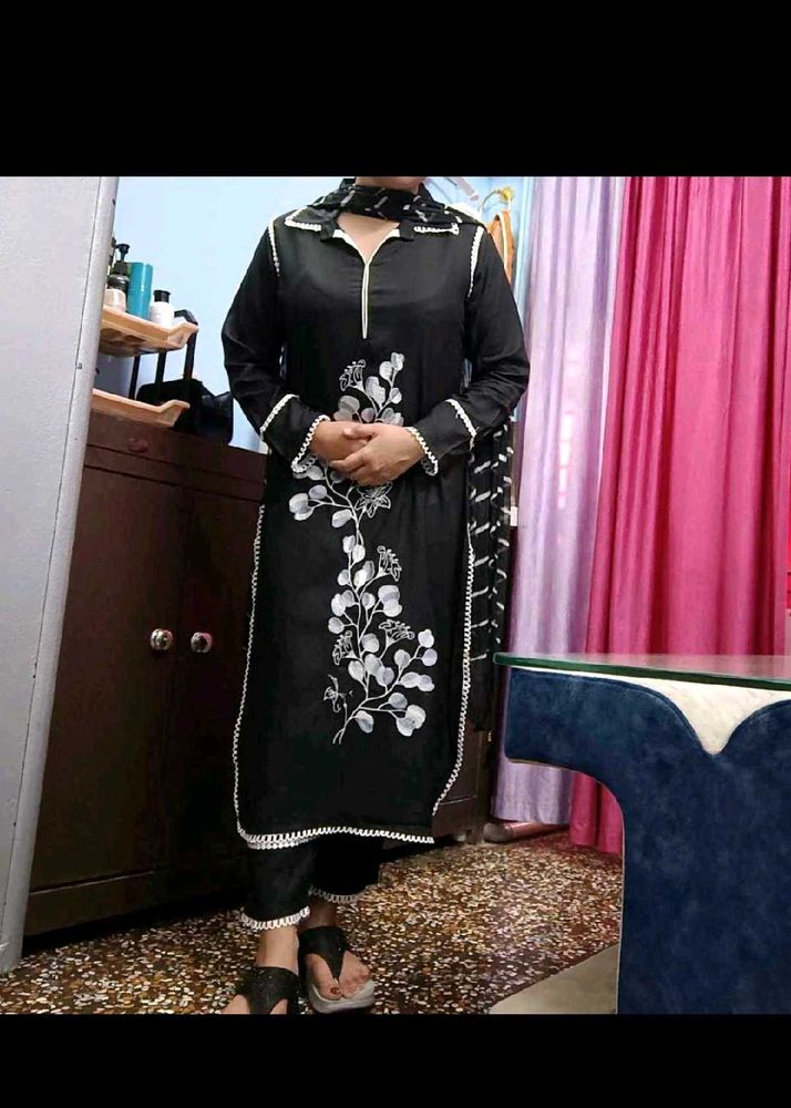 Embroidered Coord Set