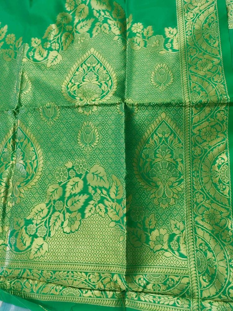 Green Banarasi Saree With Full Zari Work