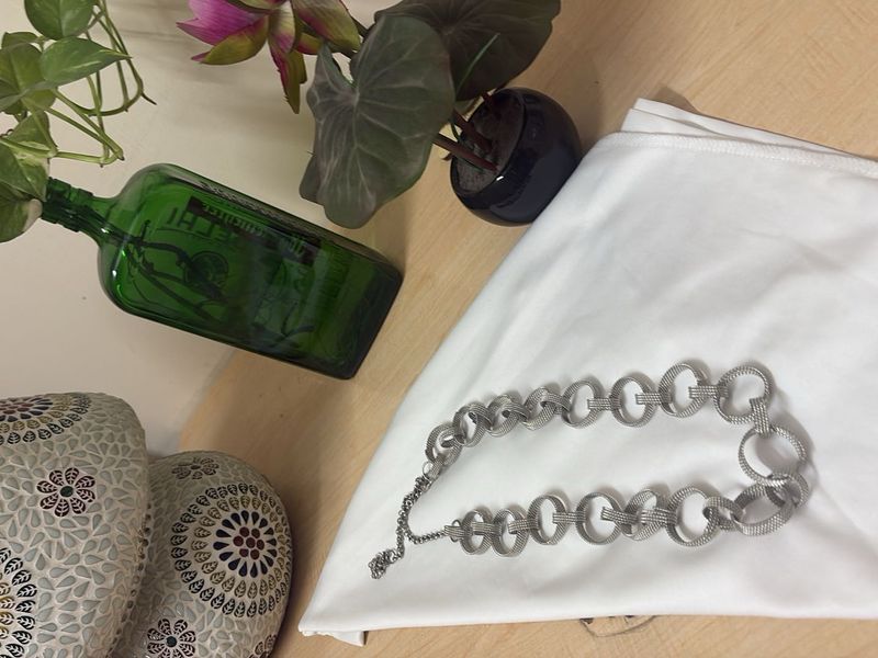 Chic Silver-Tone Link Chain Statement Necklace