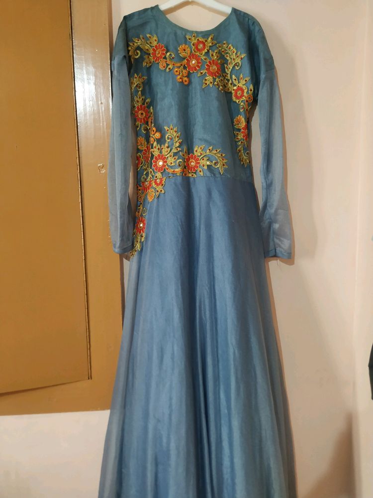 Gry Colour Gown 🦋