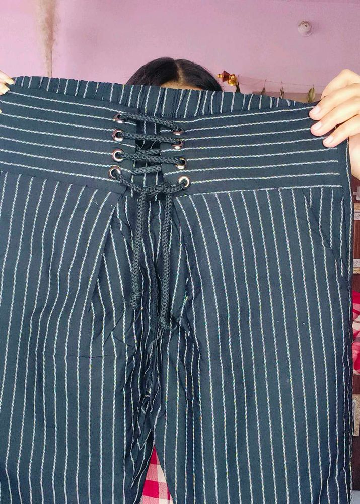 Women&#39;s Trousers