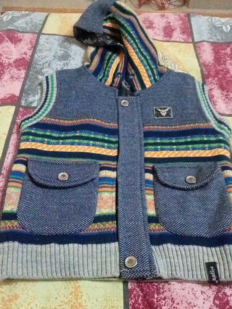 Woolen Half Sweater