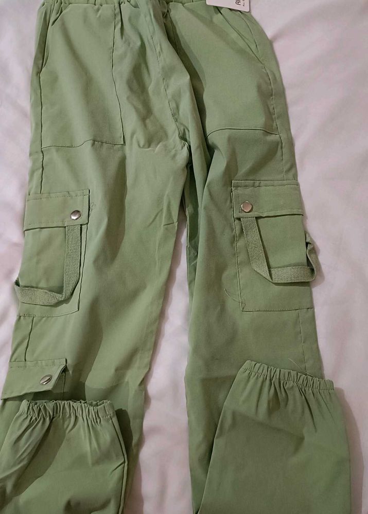 Green Cargo Pants