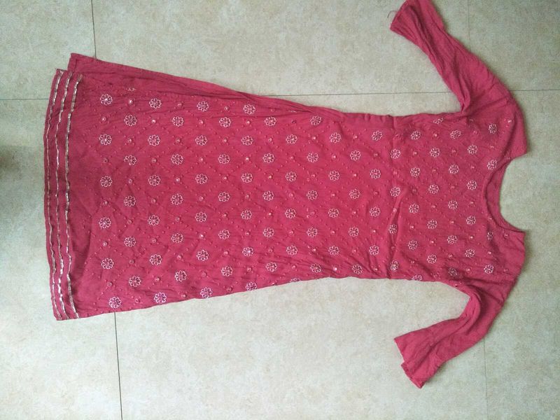 Red Embroidered Kurta