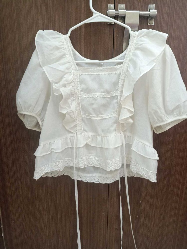🤍 Vintage-Inspired Korean Lace Ruffle Top 🤍
