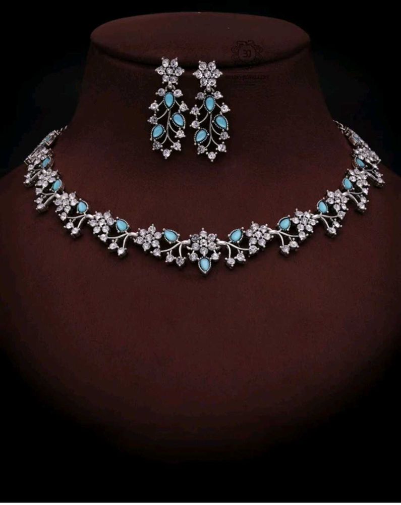 Elegant Necklace Set