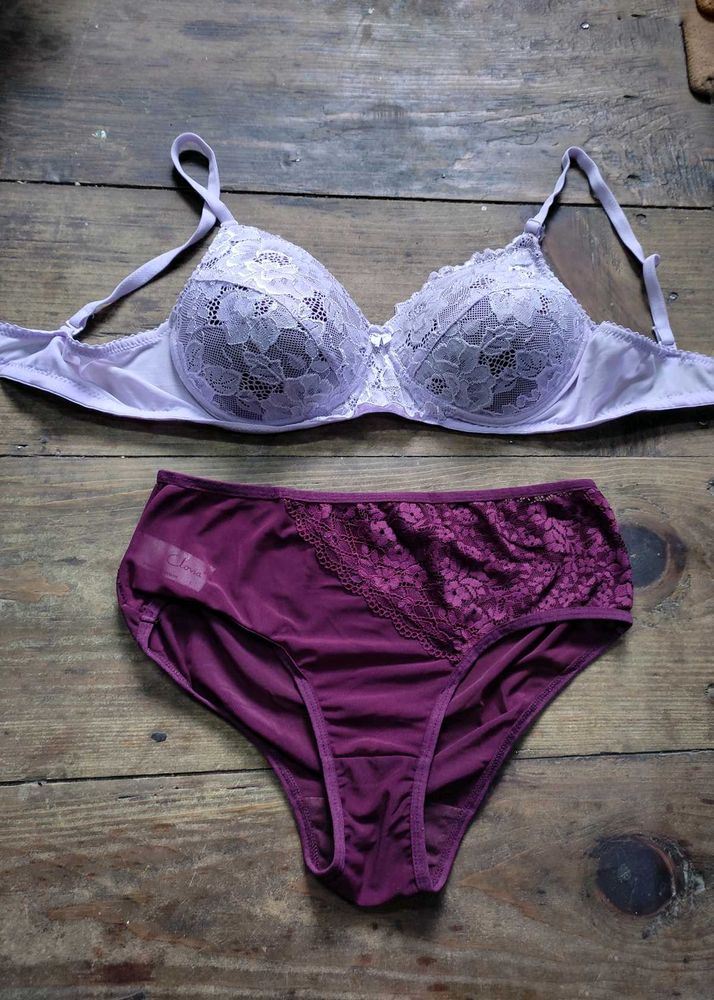 🌸Clovia Lace Bra &amp; Panty Set On Sale!