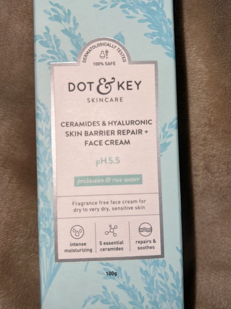 Dot &amp; Key barrier Repair Face Cream Ceramide &amp; Hyaluronic Acid