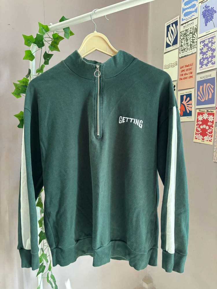 Green Sweatshirt