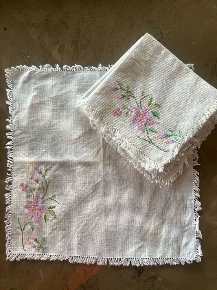 Embroidered Napkins (Set of 6)