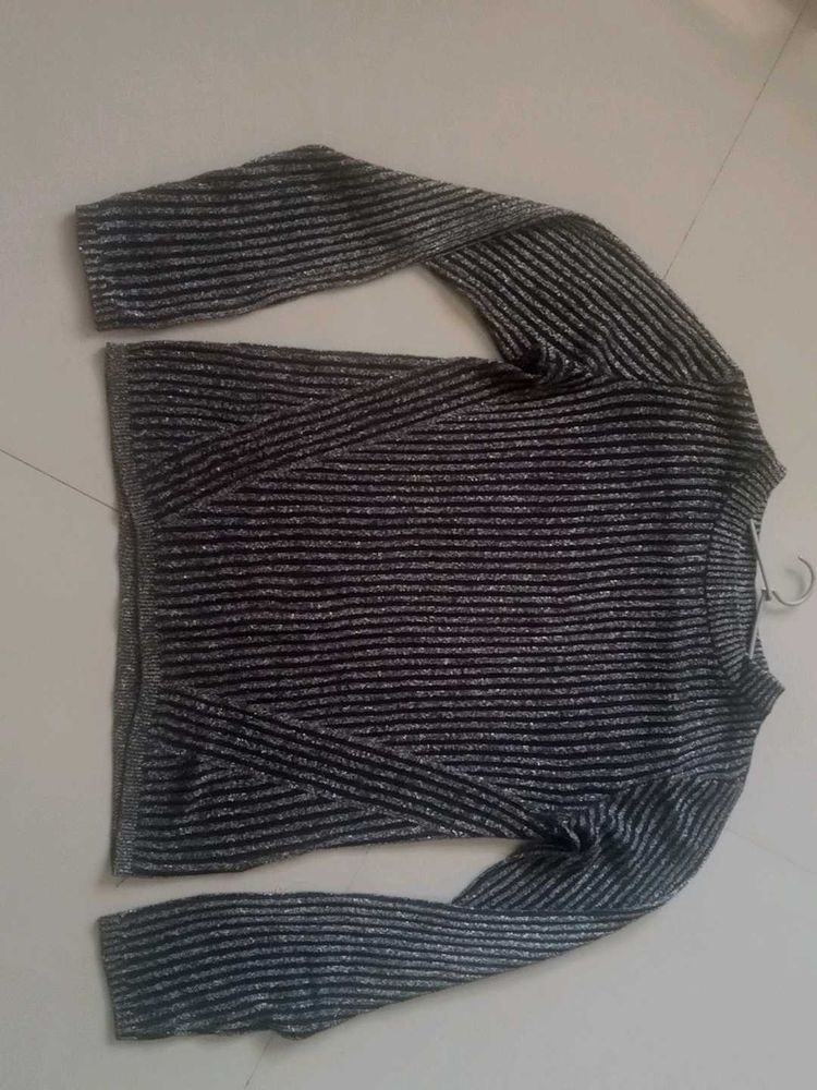 H&amp;M Top Full Sleeves