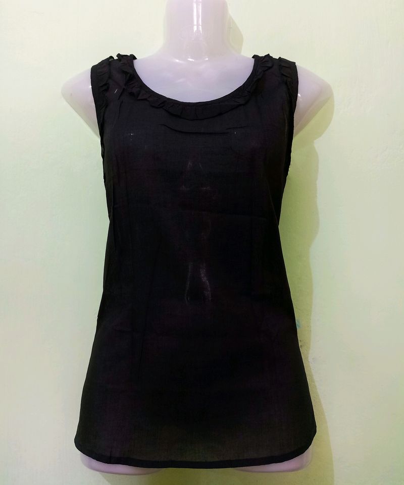 ( NEW UNUSED ) BLACK COTTON TOP