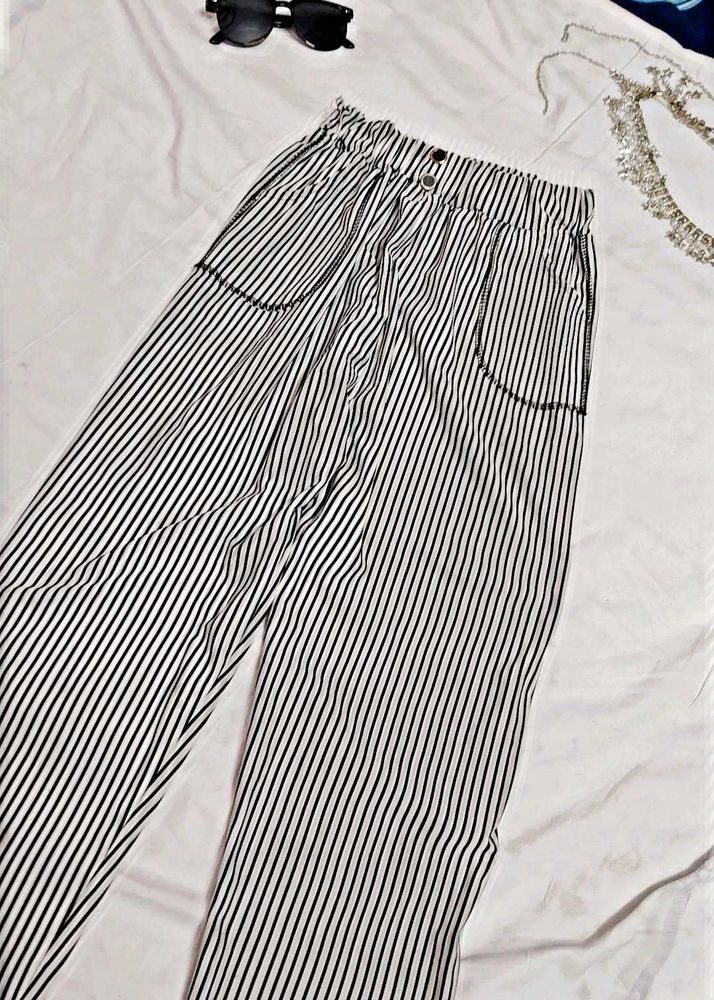 Striped Women&#39;s Pants 🌸✨