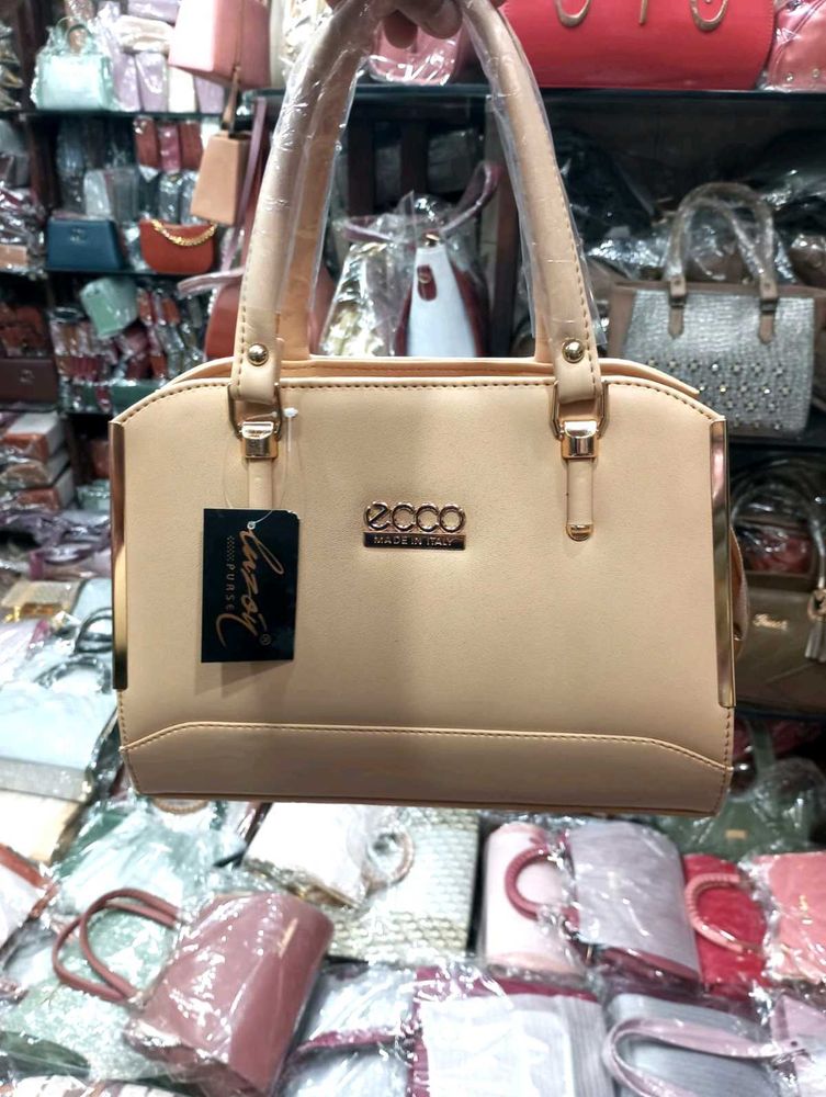 😍Stylish And Premium Quality Handbag 👜