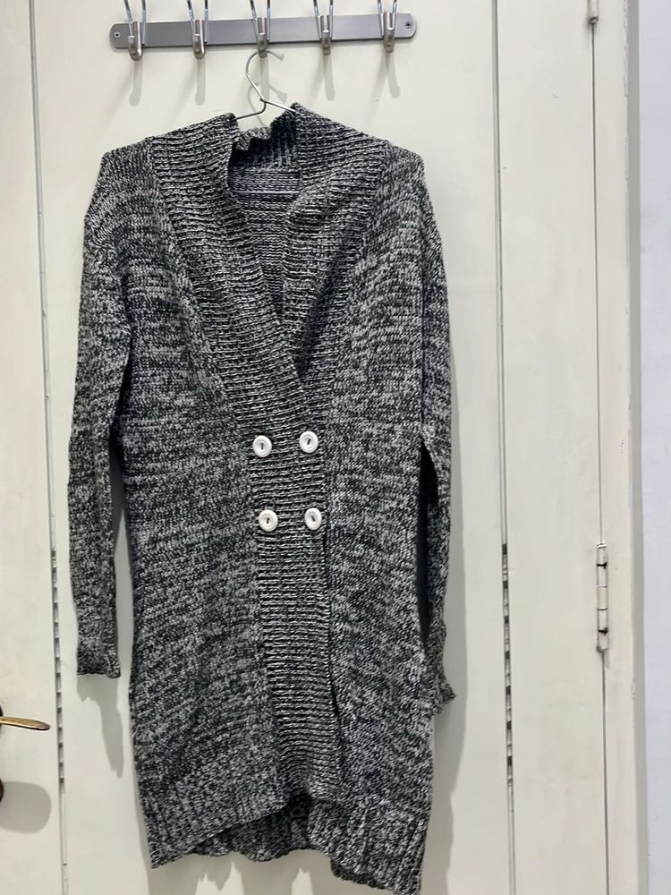 Long Jacket For Outdoor Use .