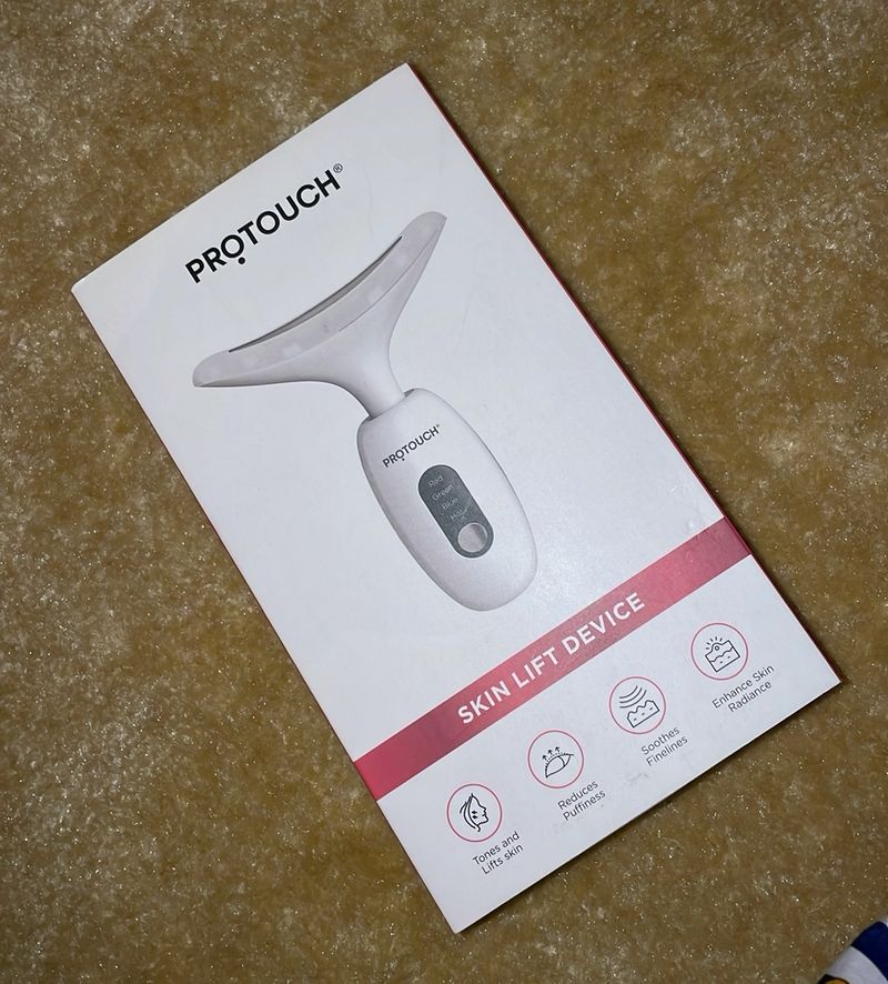 Skin Lift Device