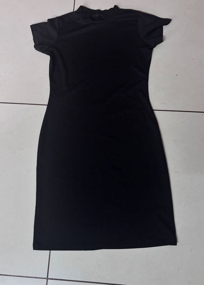 Black Bodycon Dress