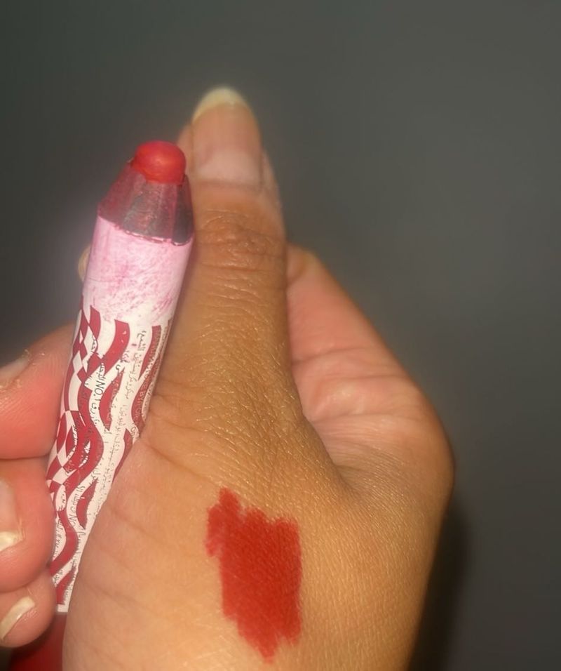 Deep Red Lipstick(smudgeproof Bridal Look)