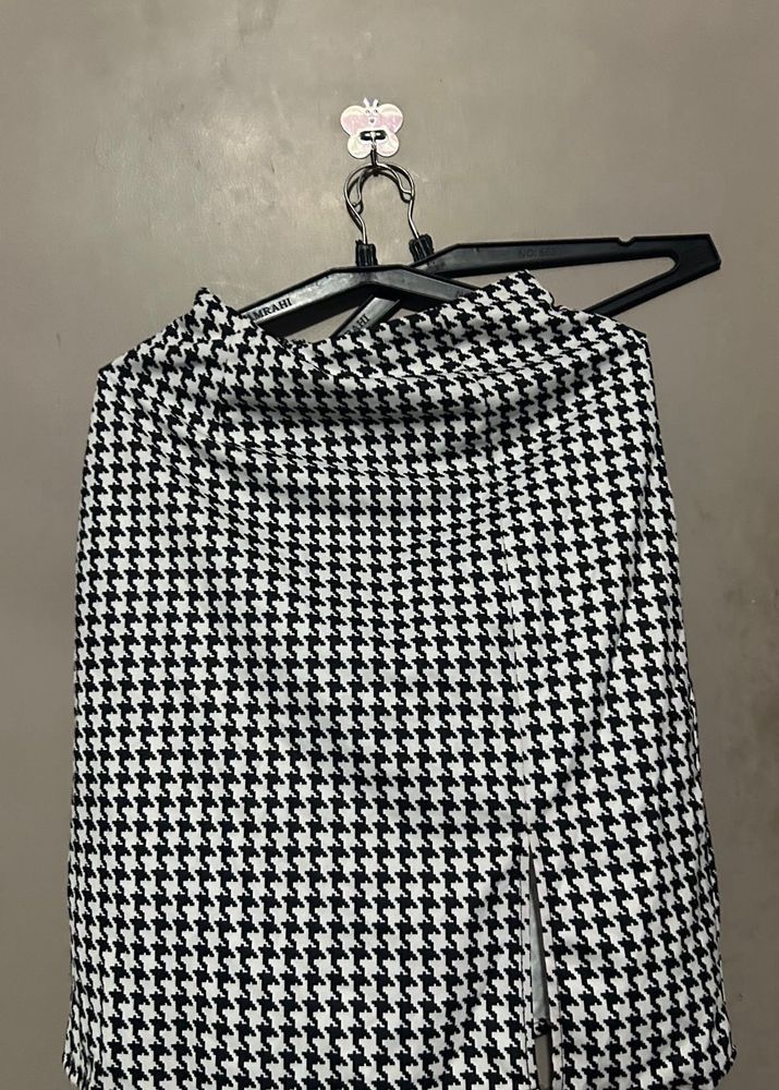 Houndstooth Skirt