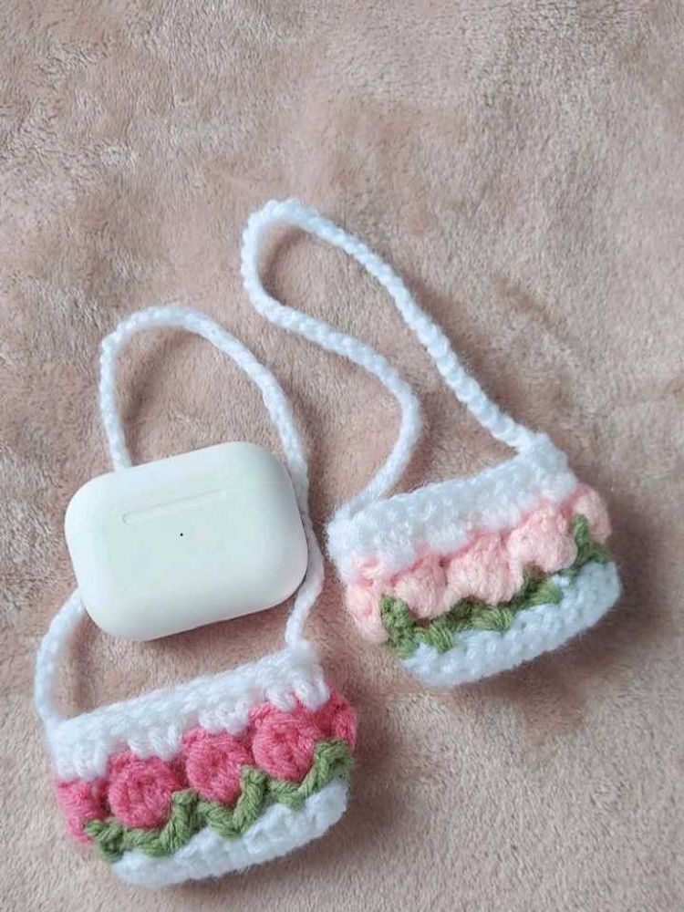 Crochet Floral Airpod Case