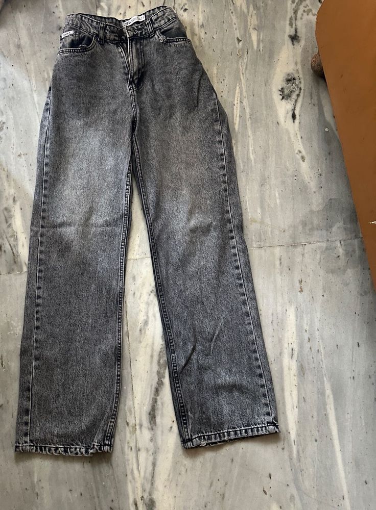 Zara Denim Jeans Beggy / Straight fit