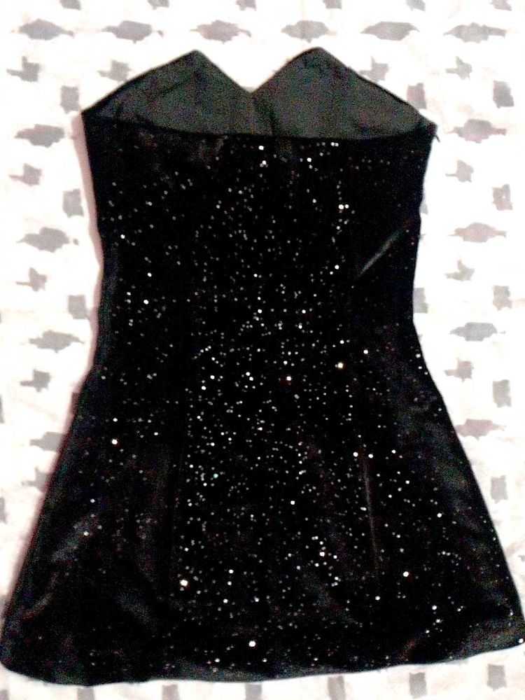 Elegant Black Party Dress
